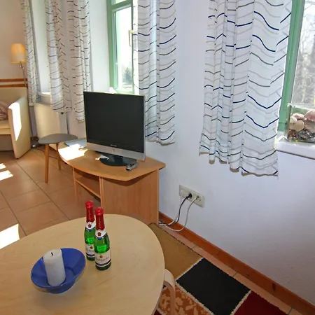 Appartementhaus Kranichblick, Breege, Cleaning Included * Breege