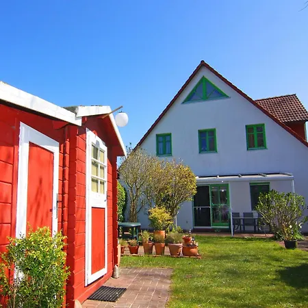 Appartementhaus Kranichblick, Breege, Cleaning Included