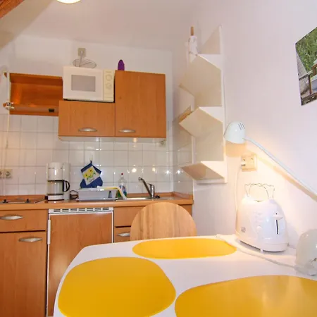 Apartamento Appartementhaus Kranichblick, Breege, Cleaning Included Breege